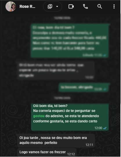 Depoimento de cliente sobre adesivos personalizados Érius